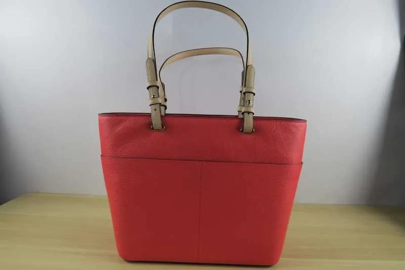 Bedford Medium Pebbled Leather Tote Bag