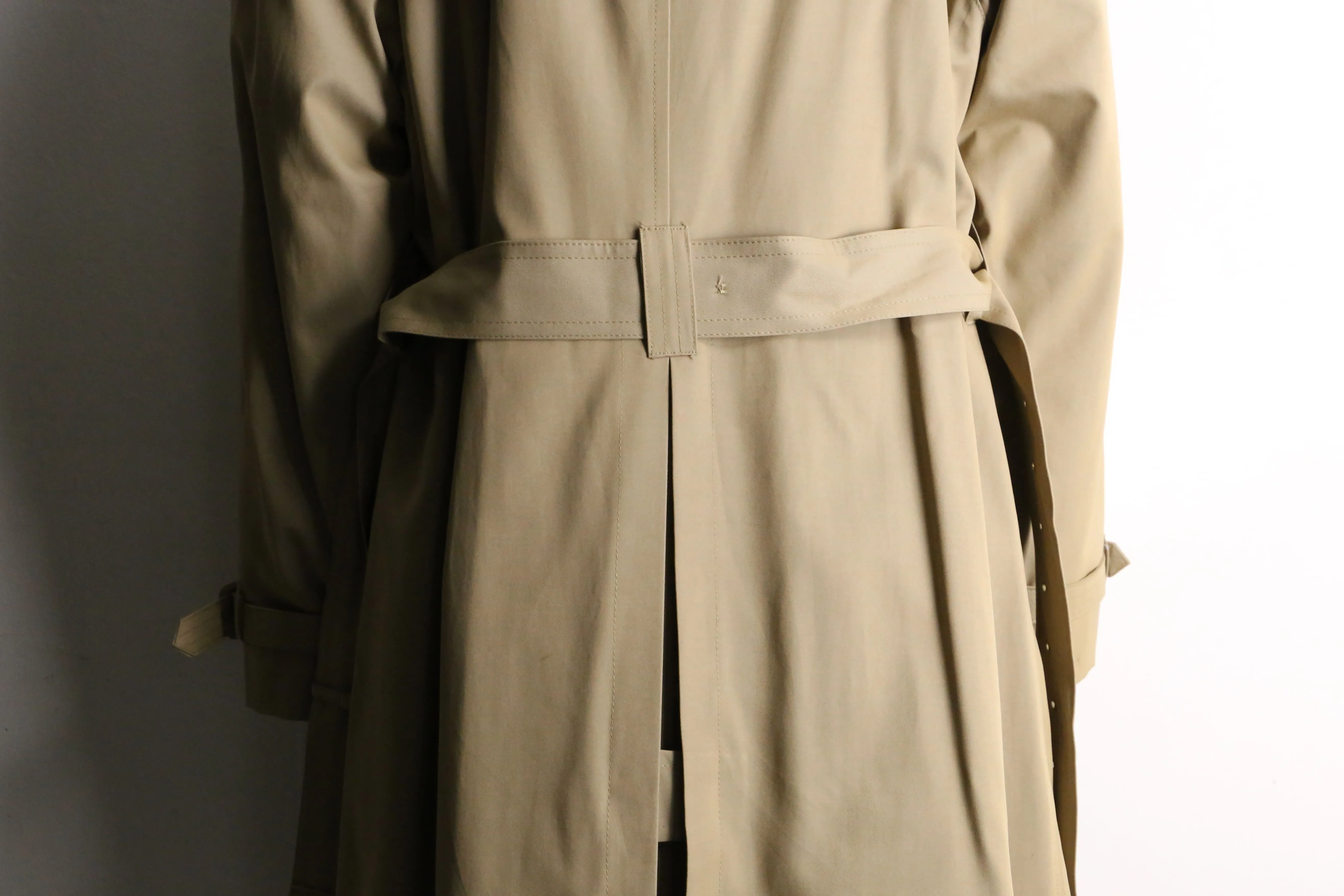 beige color 2way trench coat