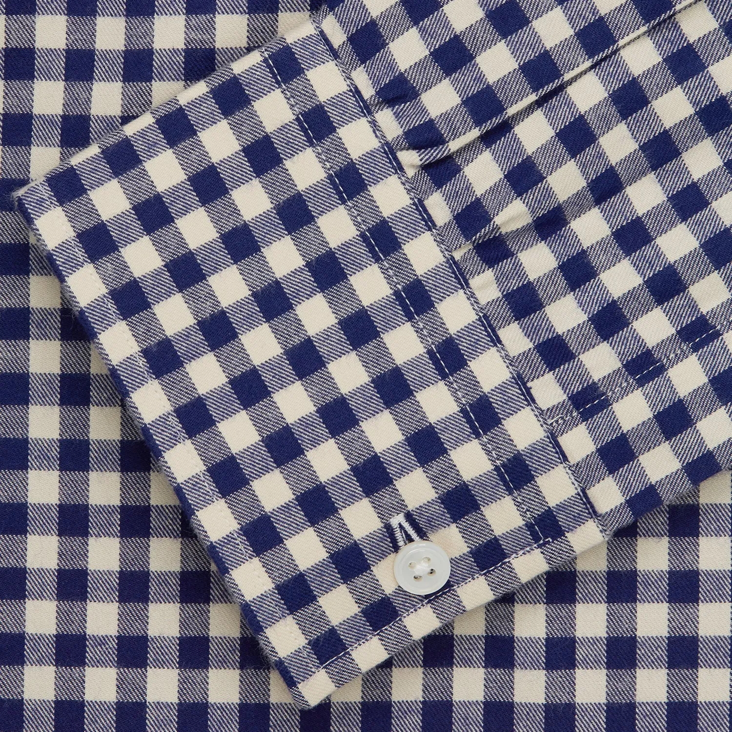 Blue Check Weekend Fit Shirt with Derby Collar and 1-Button Cuffs