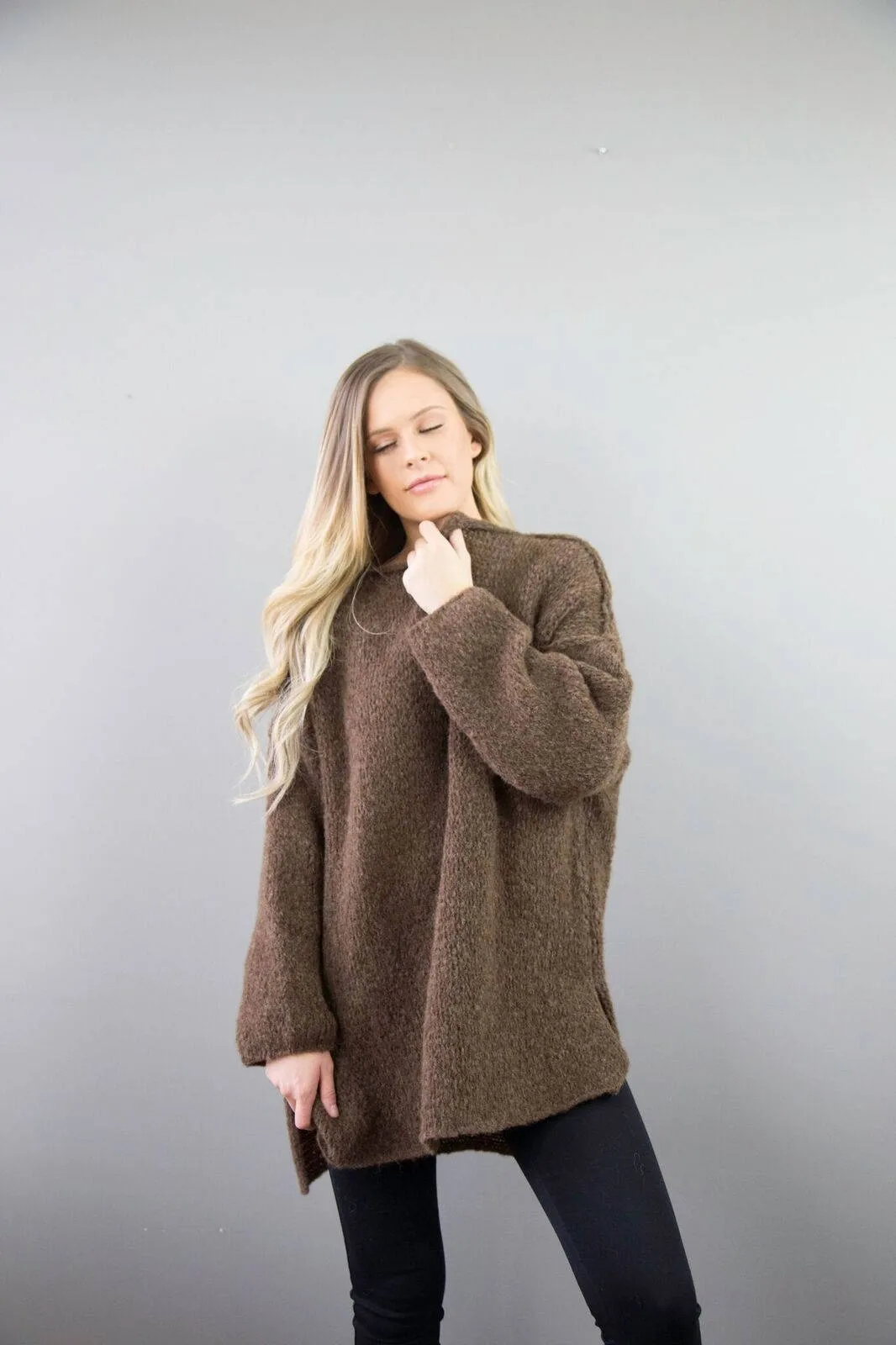 Brown Alpaca Oversized  knit woman sweater.