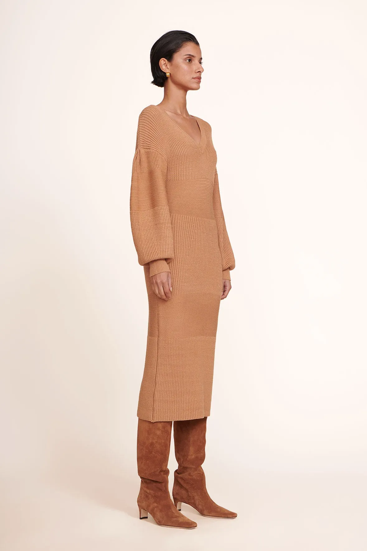 CARNATION DRESS | CAMEL