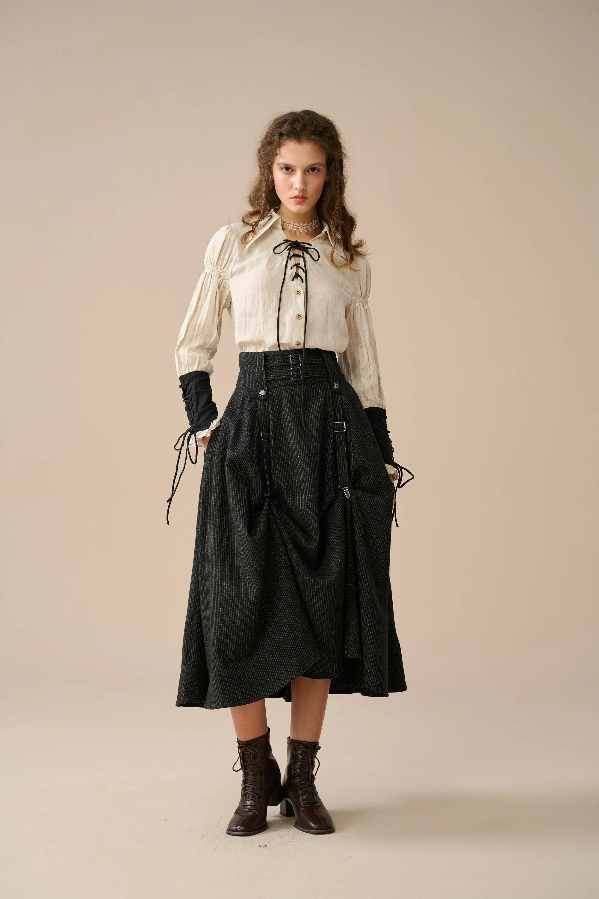 Cynthia 16 | Adjustable wool skirt