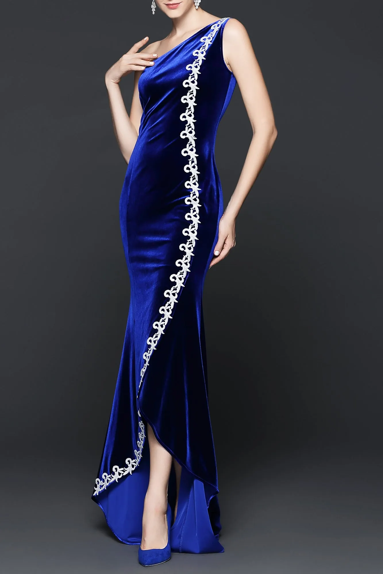 DL CHIC FOREVER LOVED SIGNATURE SOFIA FUSION GOWN