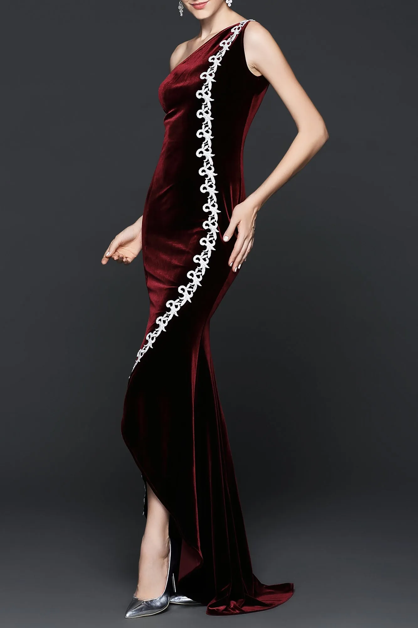 DL CHIC FOREVER LOVED SIGNATURE SOFIA FUSION GOWN