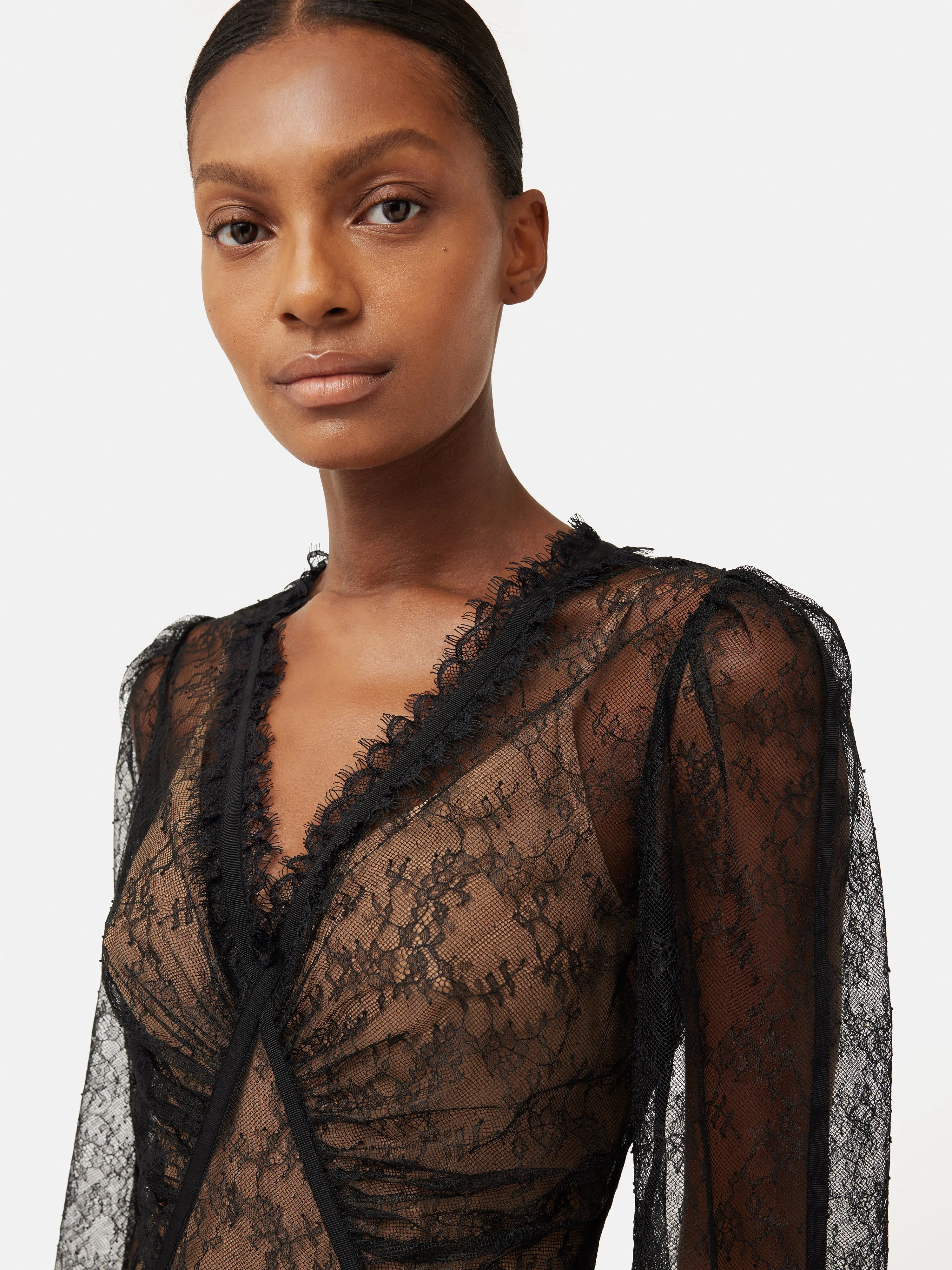 Gathered Scalloped Lace Dress | Black