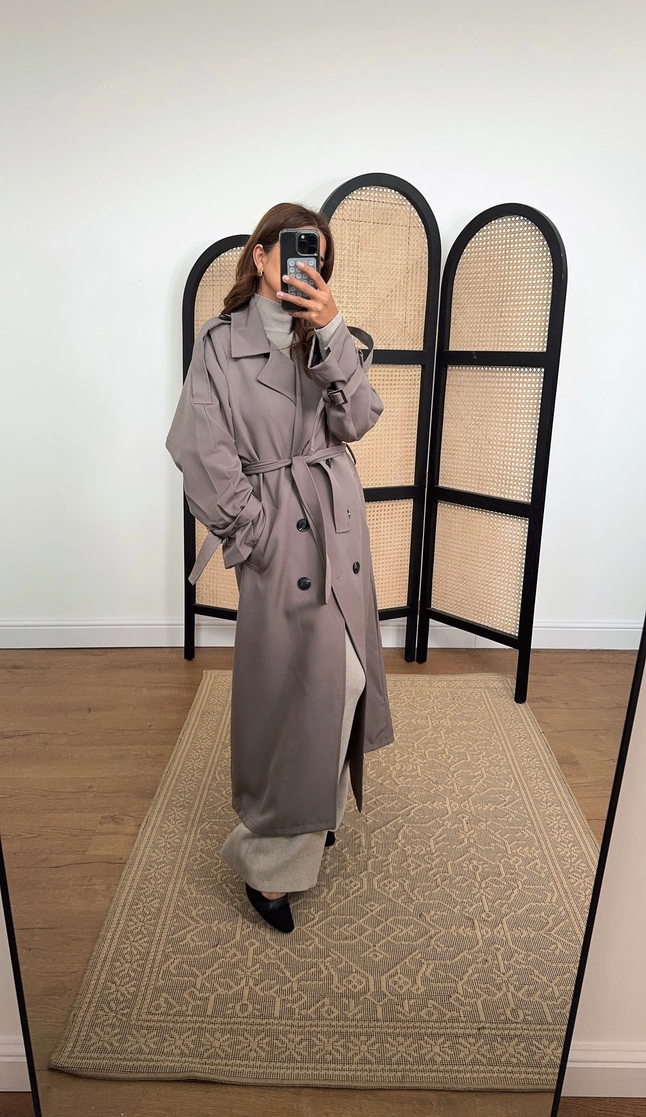 Leta Trench Coat in mushroom