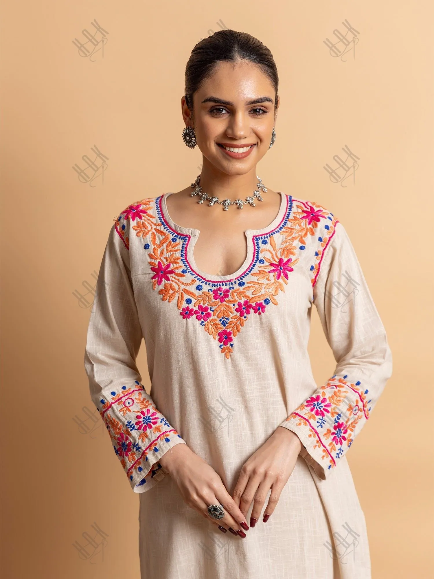 Mansi in Saba Chikankari in Cotton Kurta Set for Women - Beige