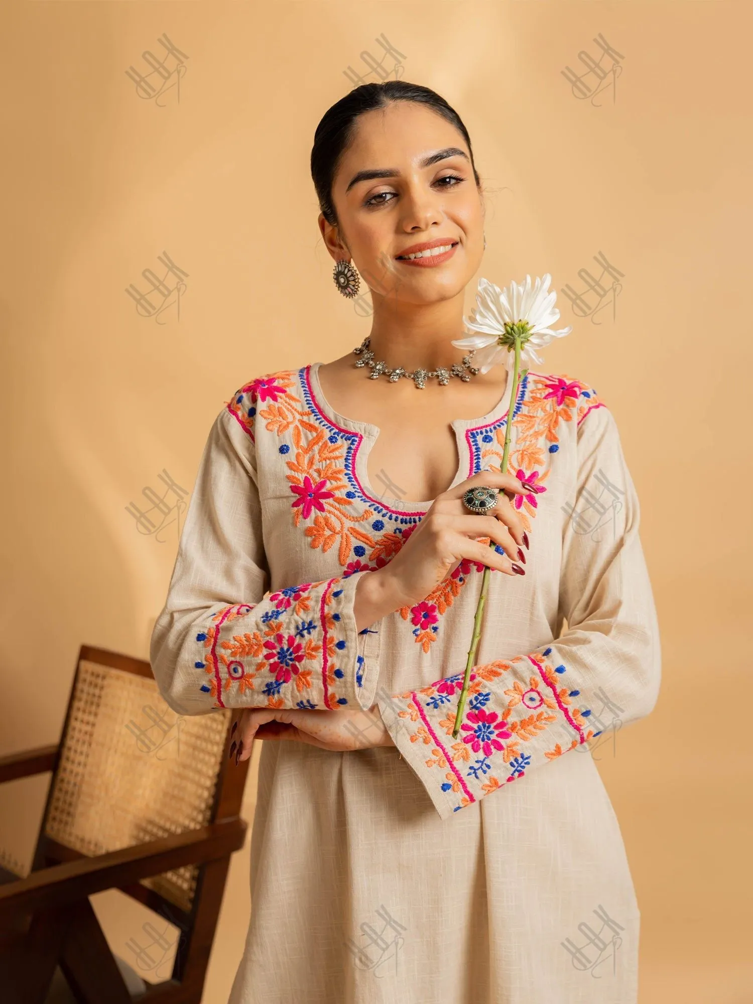 Mansi in Saba Chikankari in Cotton Kurta Set for Women - Beige