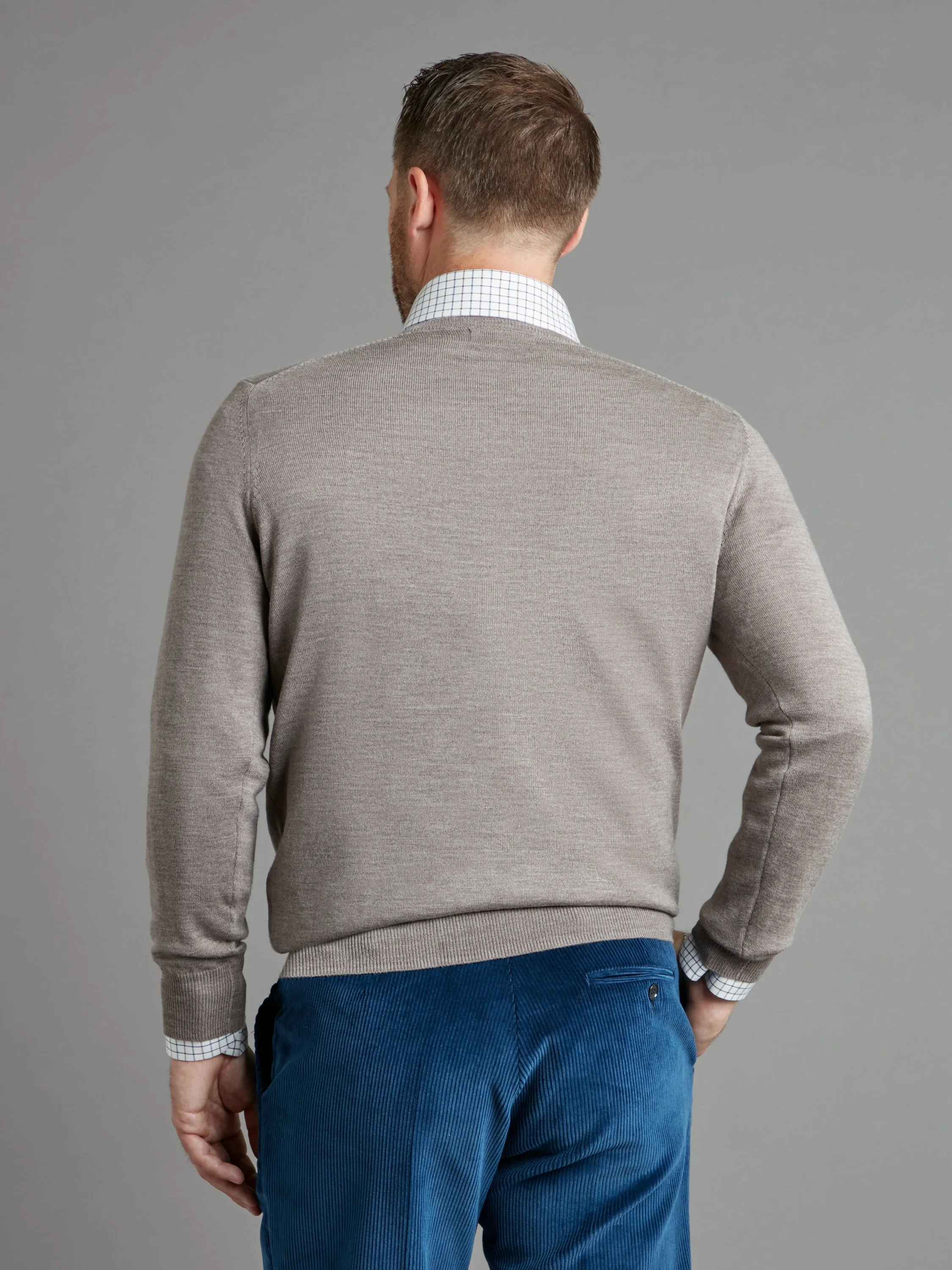 Merino V Neck Sweater - Mushroom