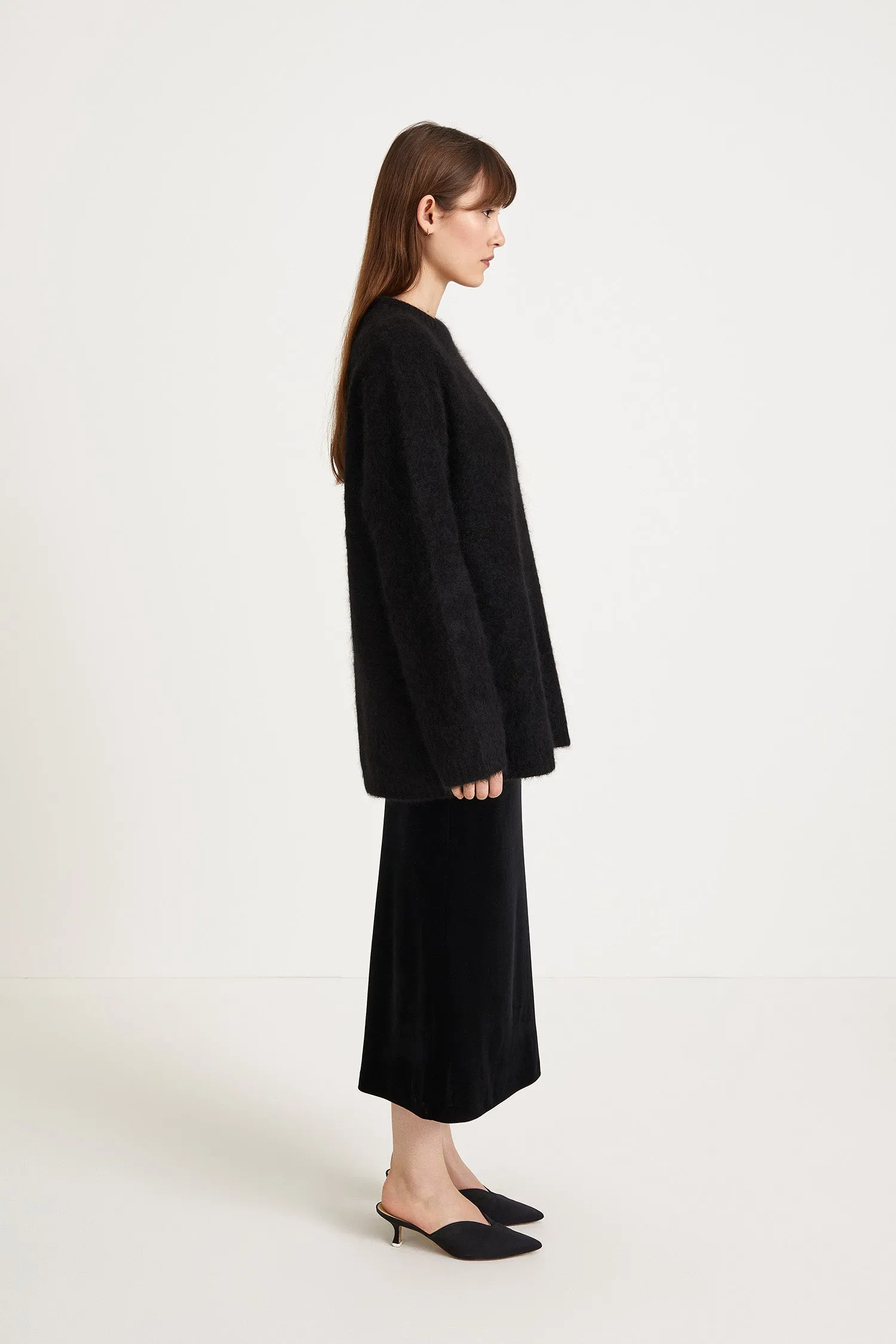 NOEMI PLAIN SWEATER - BLACK