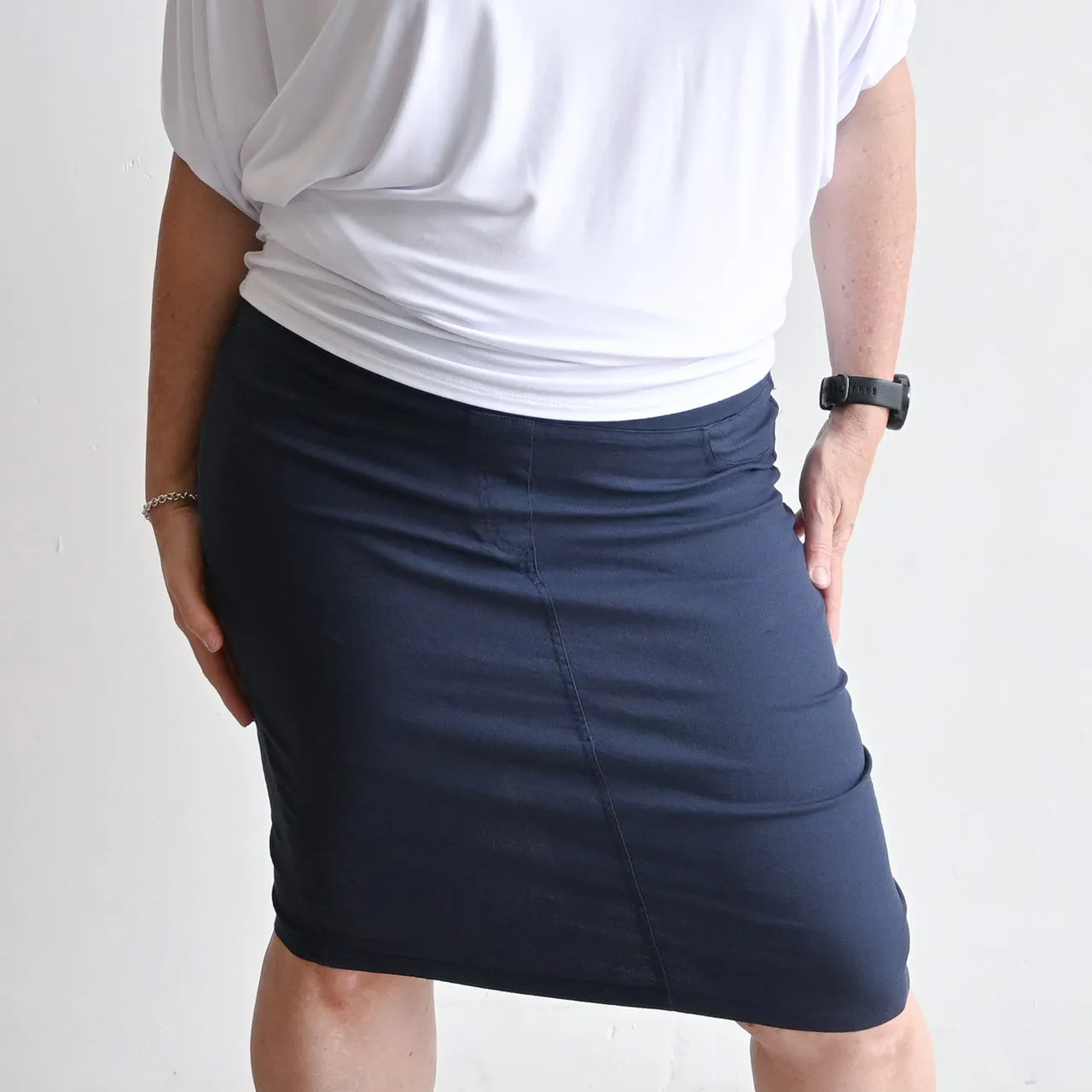 Pencil Skirt in Stretch Linen