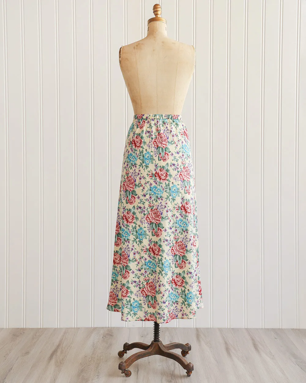 Rosette Linen Skirt