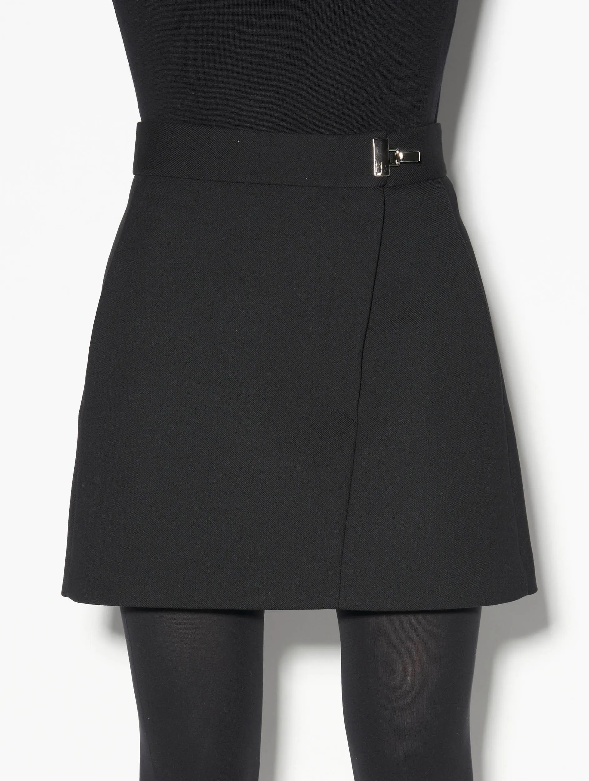 Short black double gabardine skirt