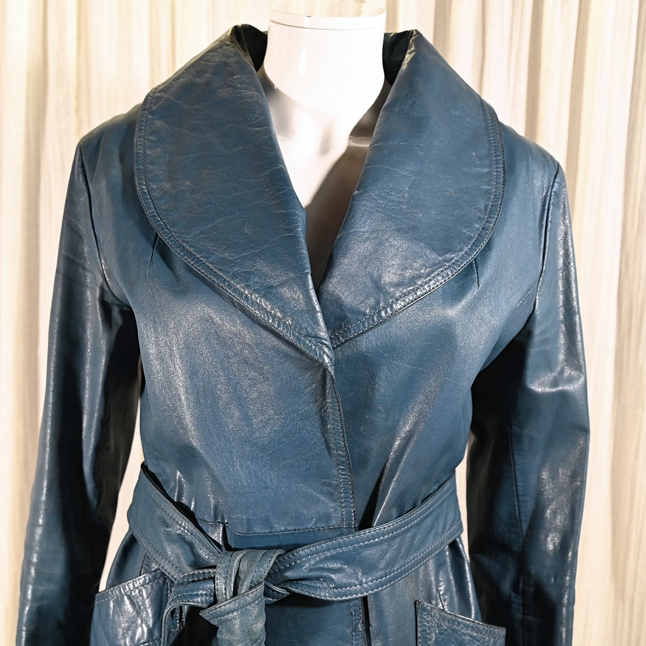 SOLD Vintage 60s/70s Blue Leather Jacket, Mod Belted Jacket M