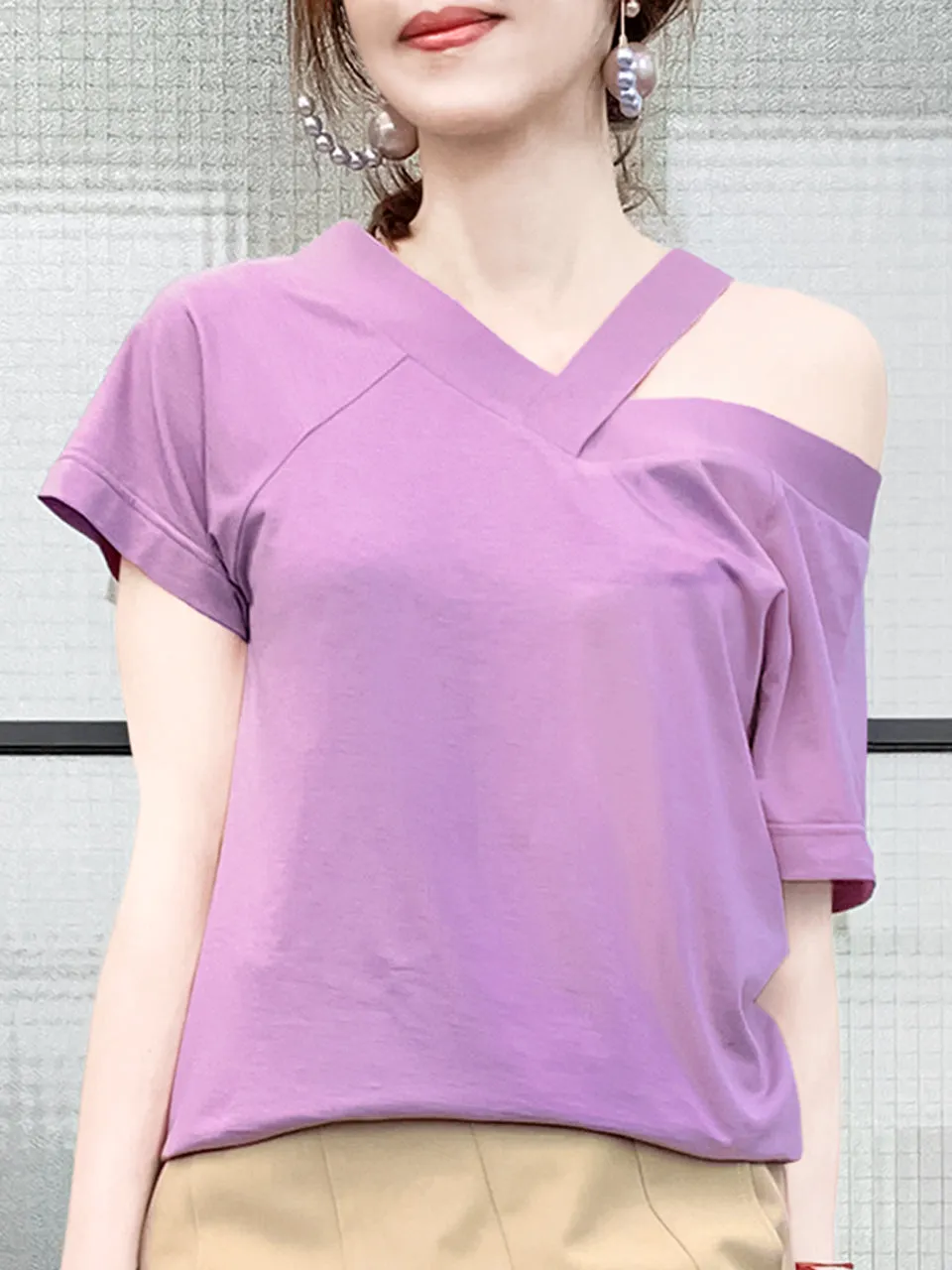 Surprise Sale! Tender Lavender Asymmetrical Shoulder 2-Way Cotton T-Shirt