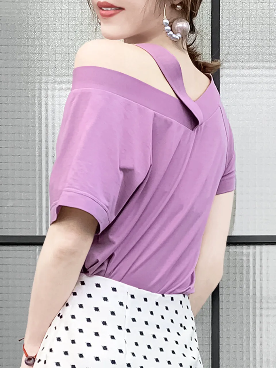 Surprise Sale! Tender Lavender Asymmetrical Shoulder 2-Way Cotton T-Shirt