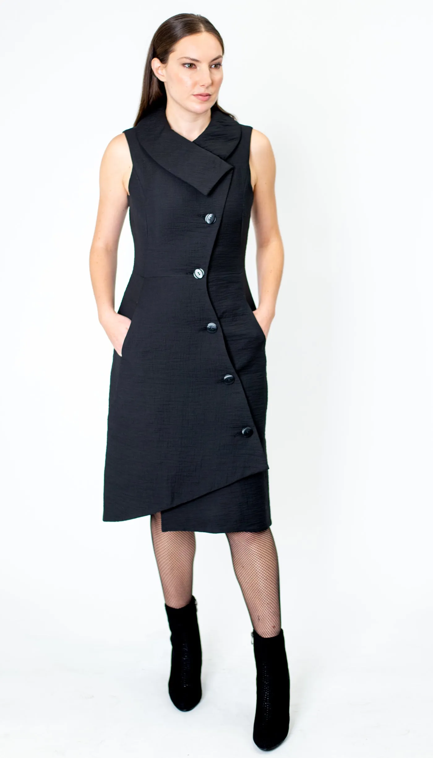 Swerve Long Vest Dress/ Black Crinkle