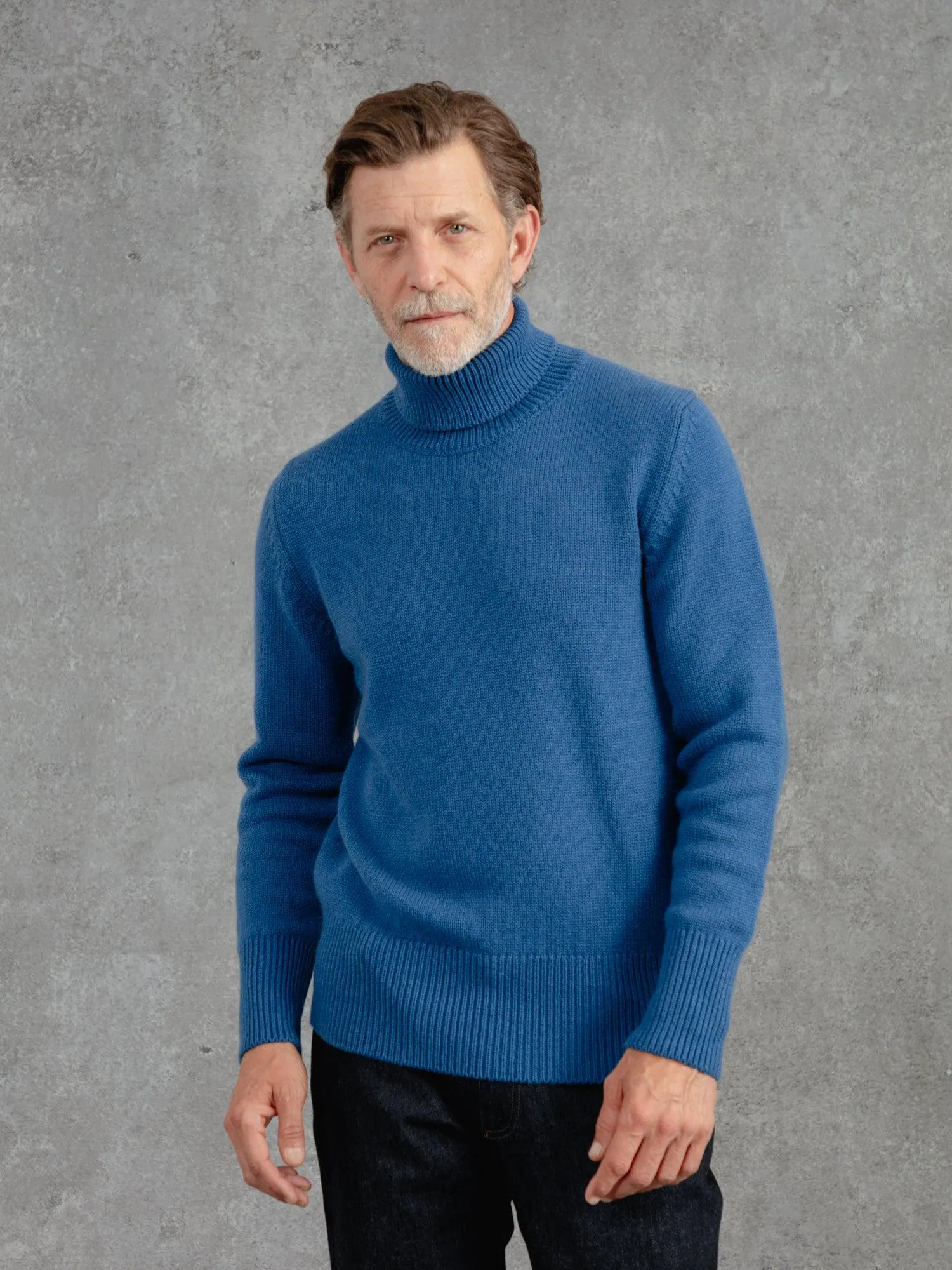 The Cashmere Submariner Rollneck - Prussian Blue