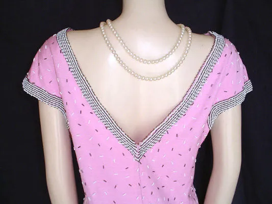 *VINTAGE '50s GENE SHELLY PINK & BLACK BEADED RAYON DRESS - MADE IN HONG KONG