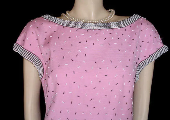 *VINTAGE '50s GENE SHELLY PINK & BLACK BEADED RAYON DRESS - MADE IN HONG KONG