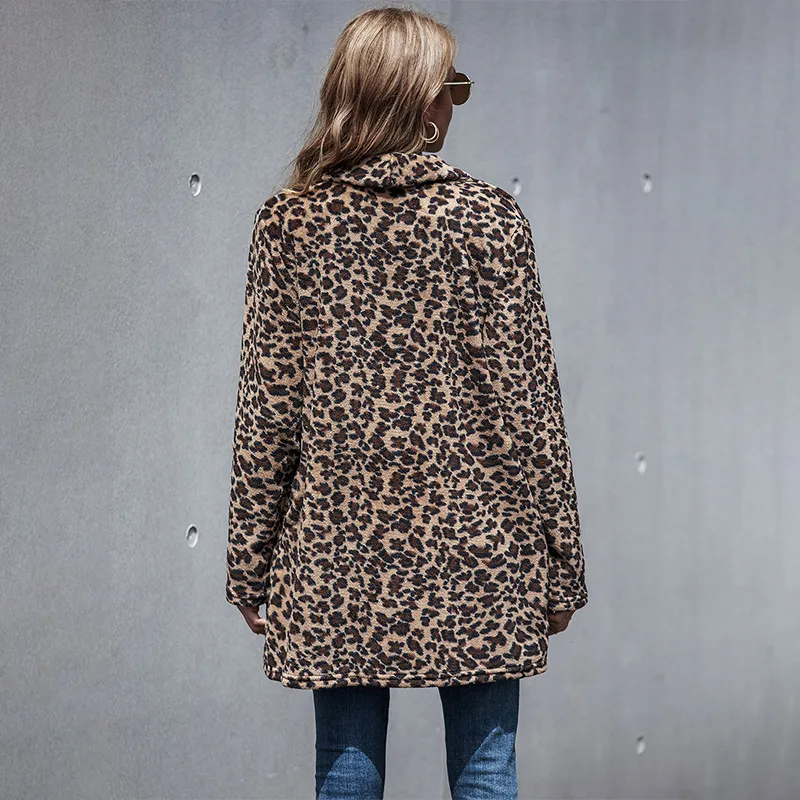 Women's mid-length leopard print coat