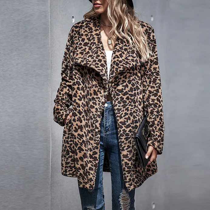 Women's mid-length leopard print coat