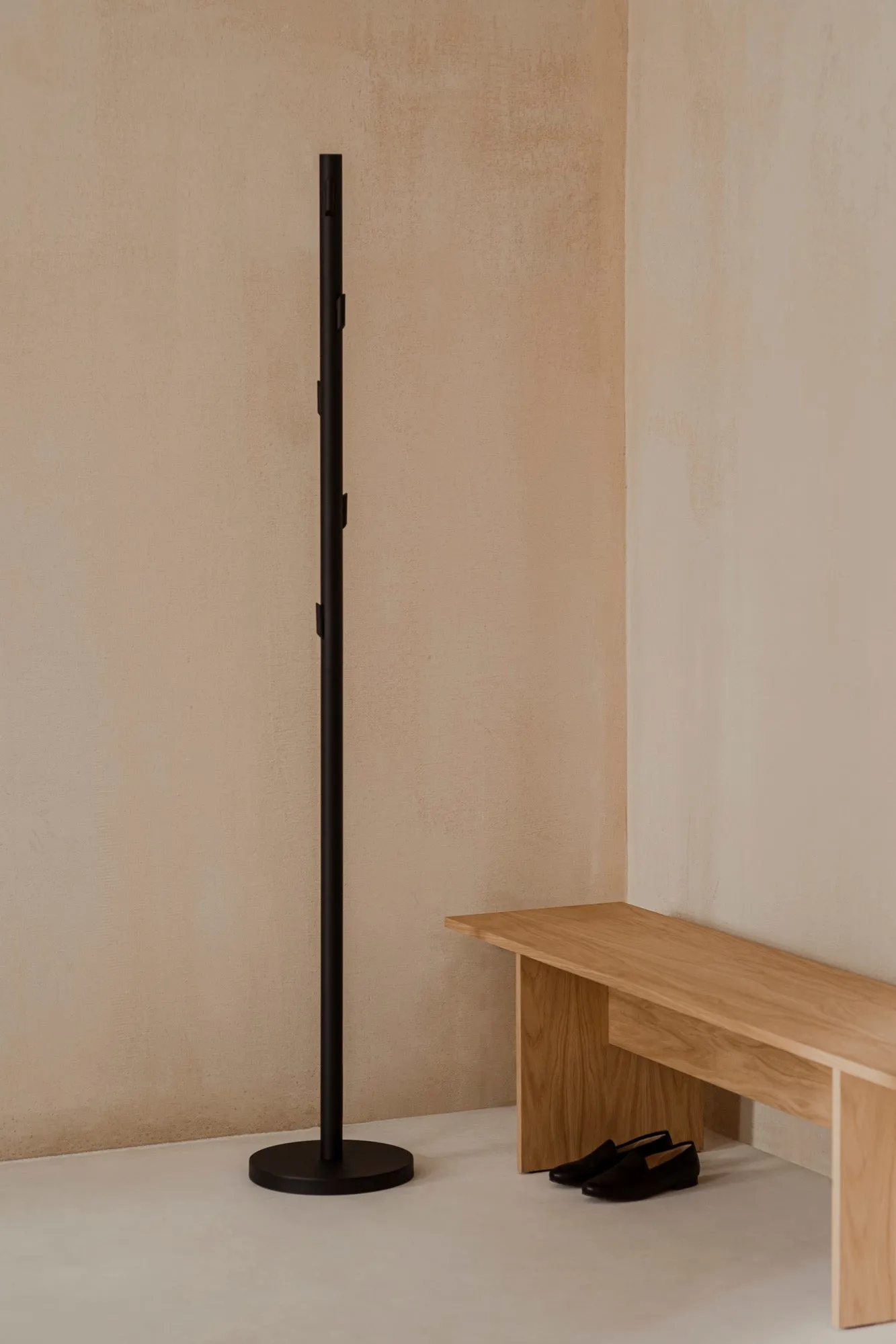 Yuko Coat Rack